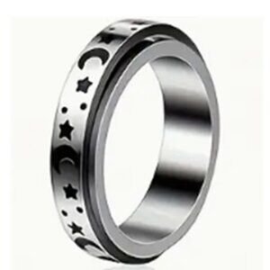 Vintage Boho Style Silver Moon & Stars Spinner Ring